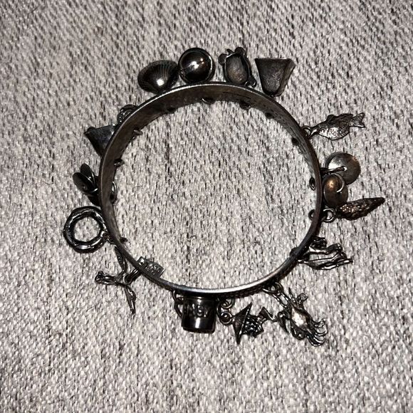 Vintage Tiffany’s Charm Bracelet Circa 1910 - Picture 3 of 15